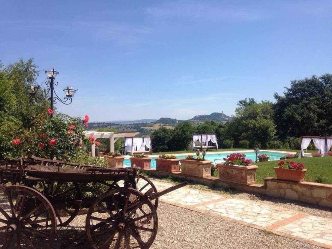 Aparthotel Residenza Collefiorito Todi Exterior foto