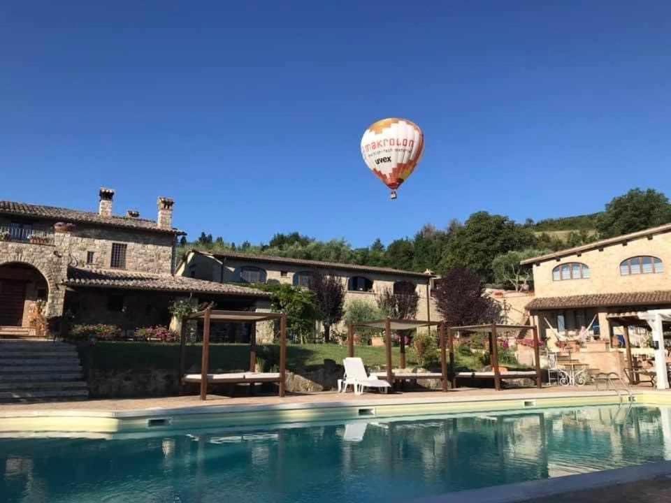Aparthotel Residenza Collefiorito Todi Exterior foto