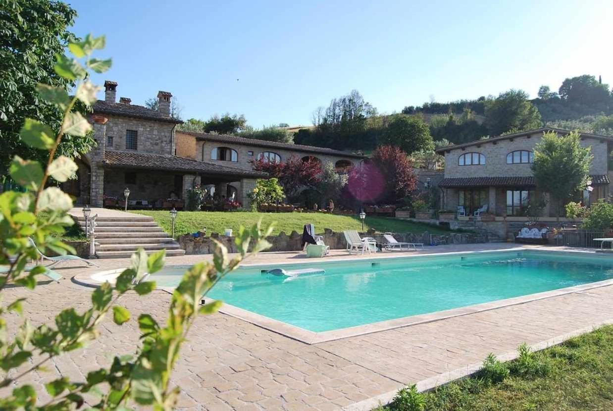 Aparthotel Residenza Collefiorito Todi Exterior foto